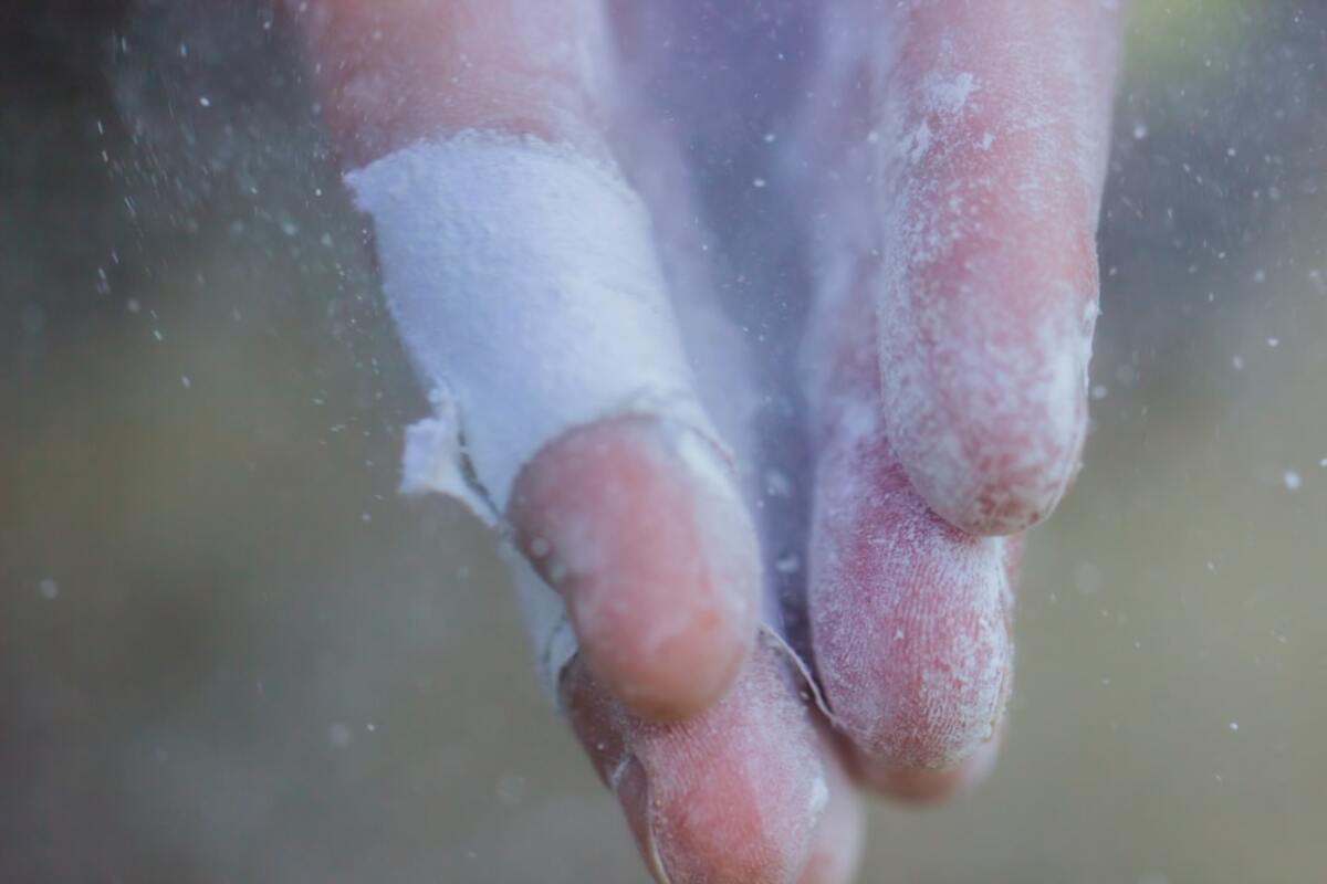 Finger Cut Won’t Stop Bleeding? The Simple Pressure Trick (and When to Get Help)