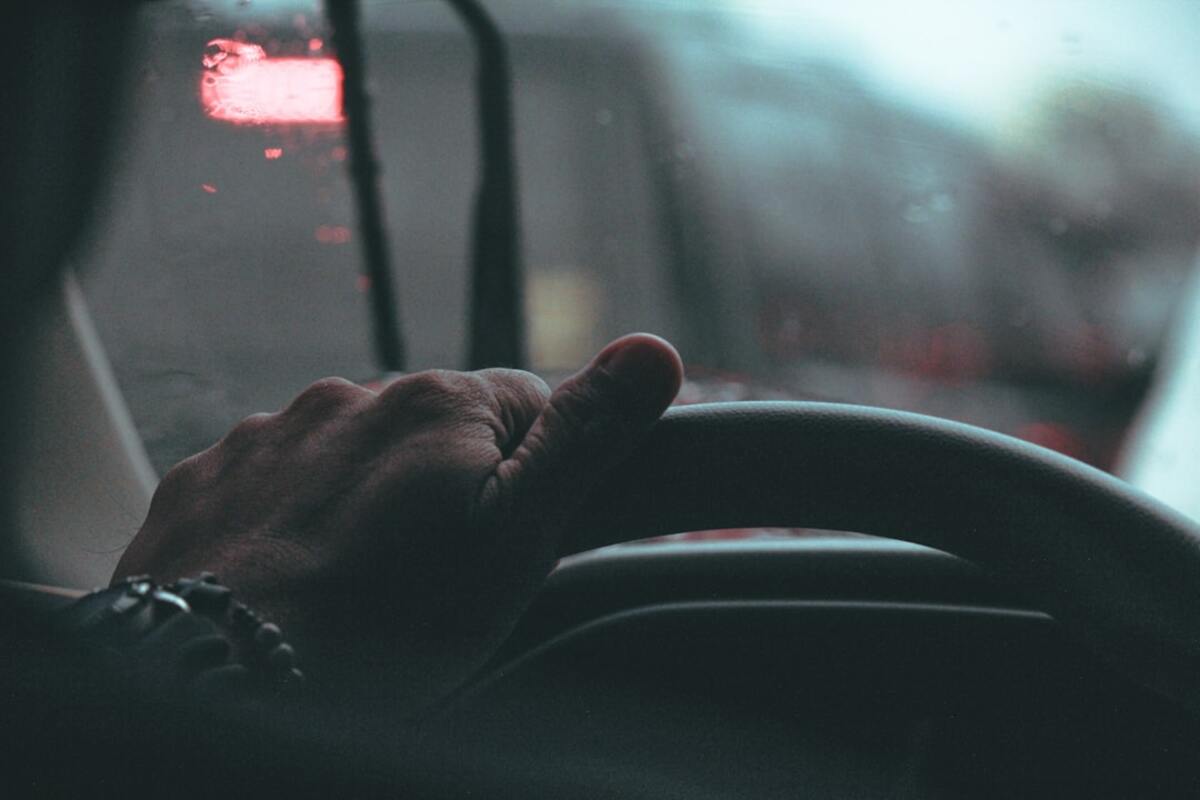 Why Your Hands Go Numb on Your Commute (and How to Tell What’s Causing It)